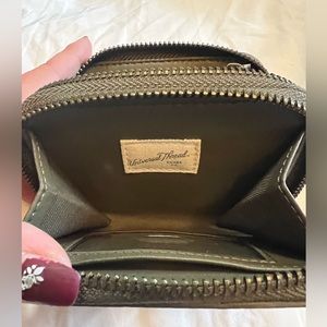 Universal Thread Wallet Women Brown Faux Leather Credit Card Accordion ID Clutch